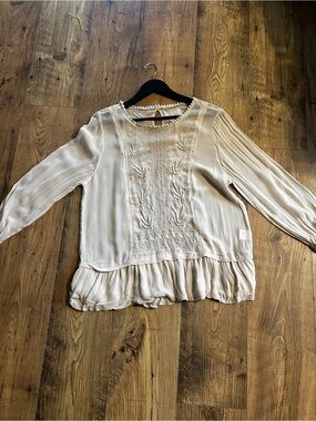 Beautiful Stories Light Cream Embroidered Ruffle-Hem Blouse